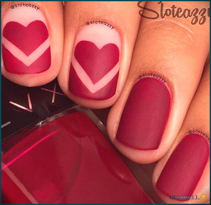 Diseño de uñas cortas Crimson Love