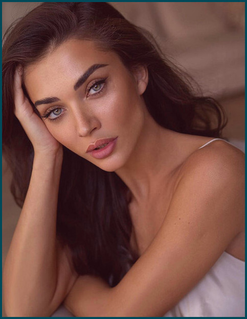 Amy Jackson is a South Indian actress