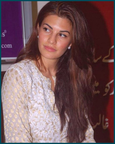 Jacqueline Fernandez spotted at a child welfare event without makeup