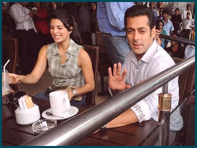 Jacqueline Fernandez spotted without makeup with Salman Khan